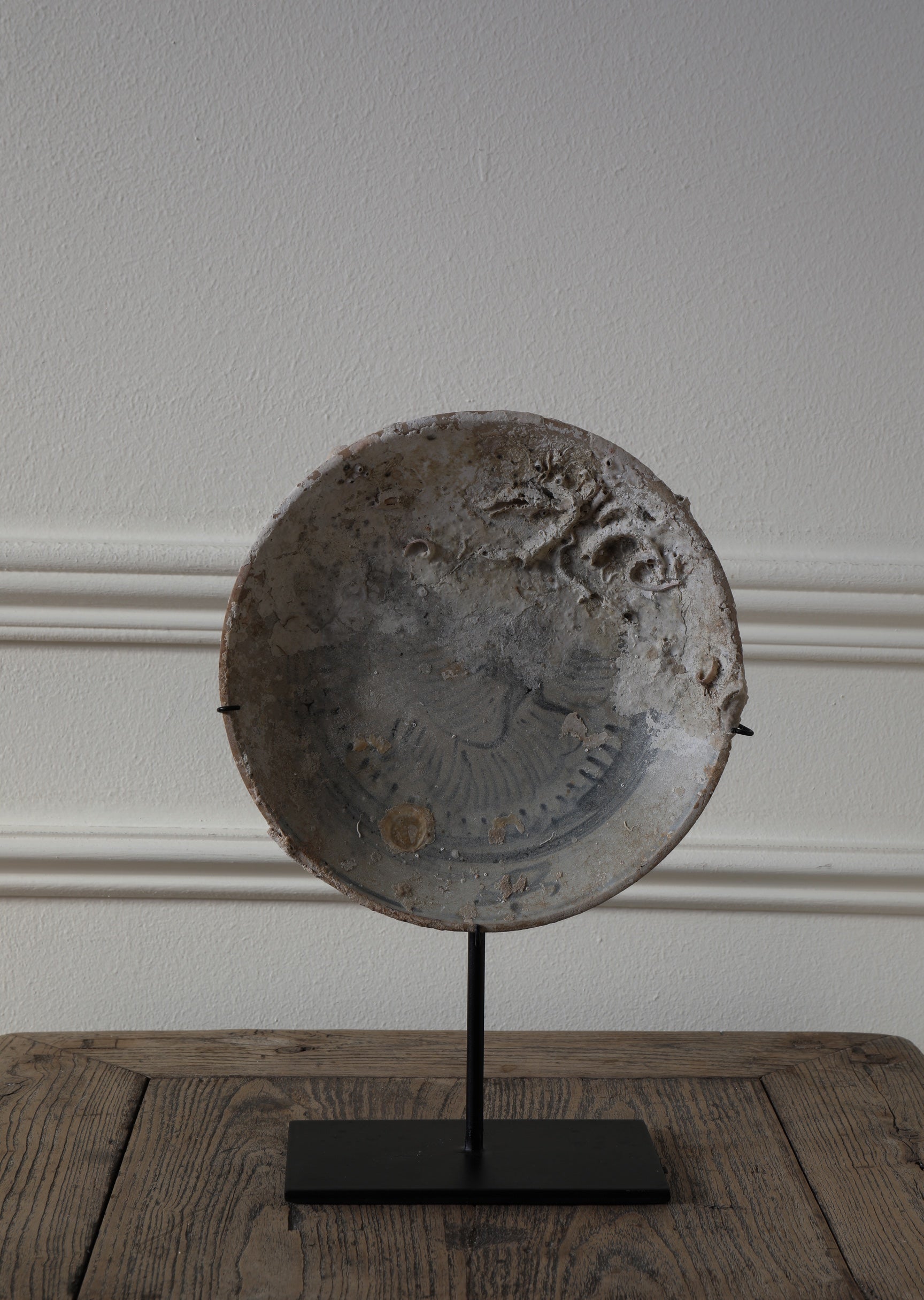 Antique wreckage plate on Stand III