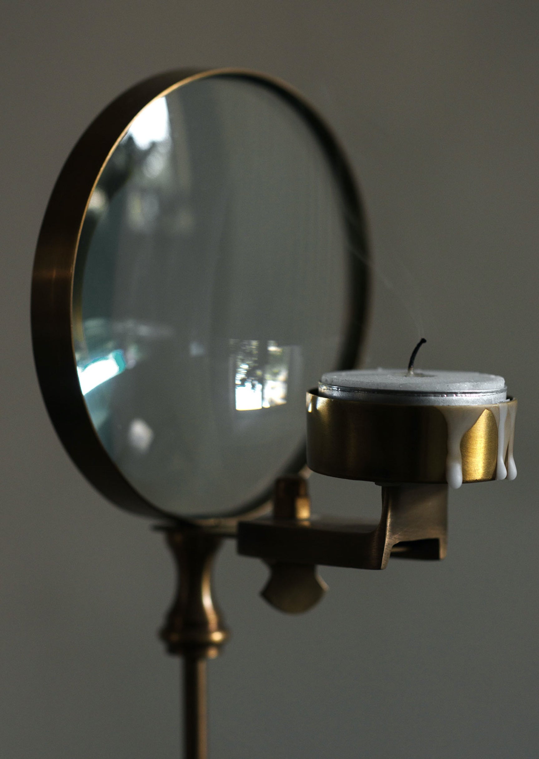 Magnifying Candle Holder